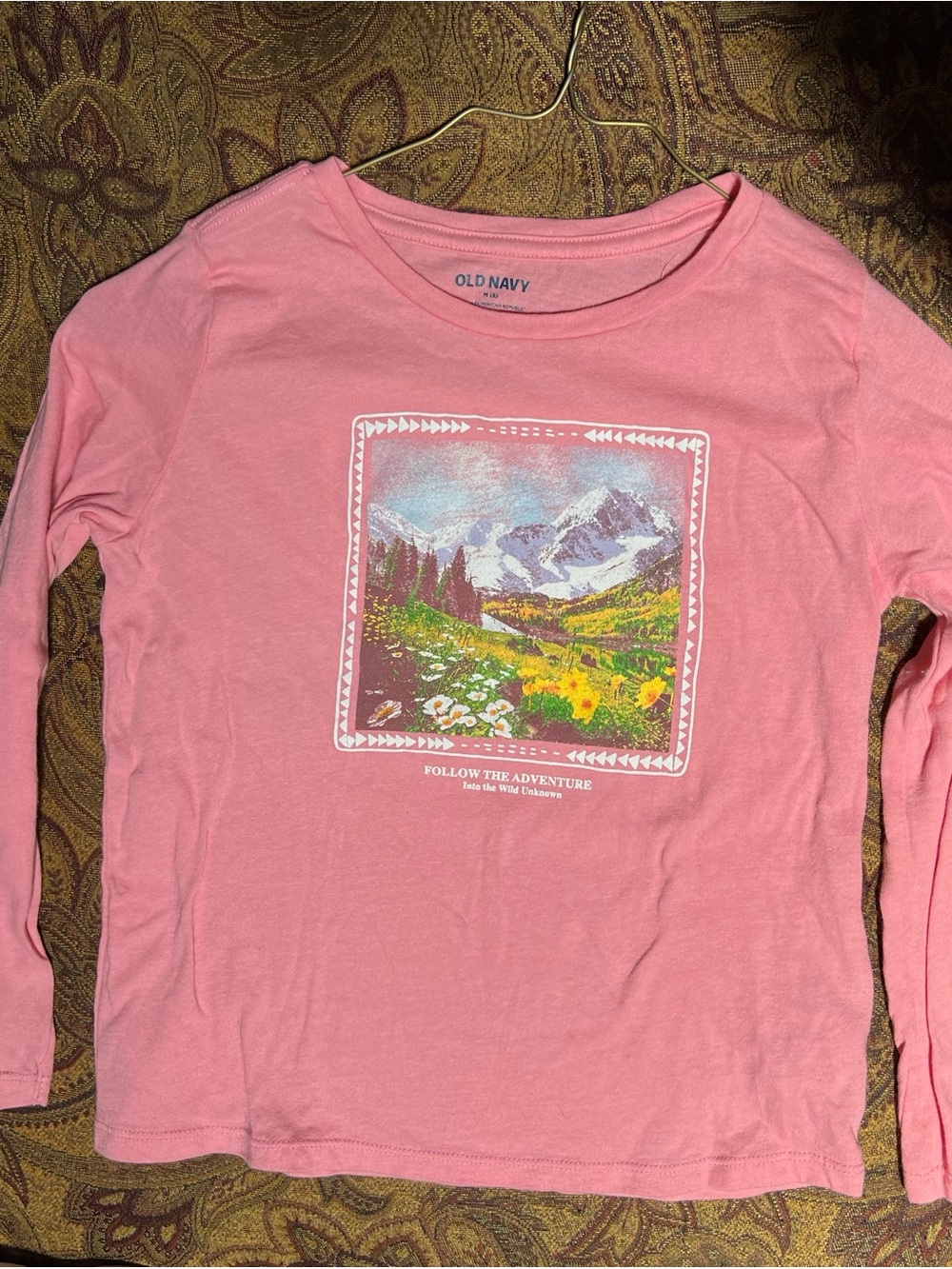 Old Navy Coral Pink graphic Mountains Tee girls size M long sleeves